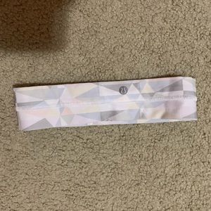 white lululemon headband